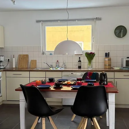 Fewo-5-1-n-ferienwohnung-in-graal-mueritz